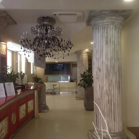 Otel In Cesenatico
